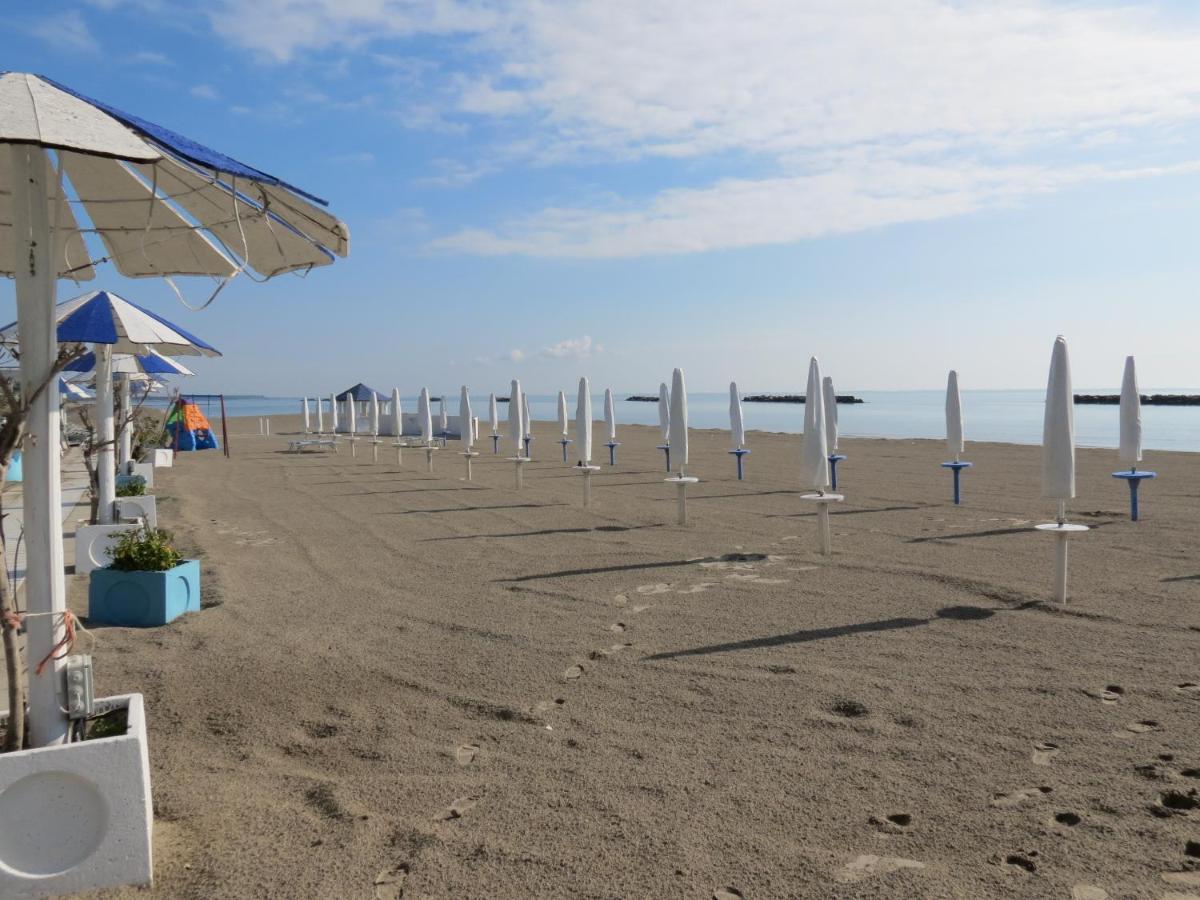 Faro 23 Daire Lido delle Nazioni Dış mekan fotoğraf